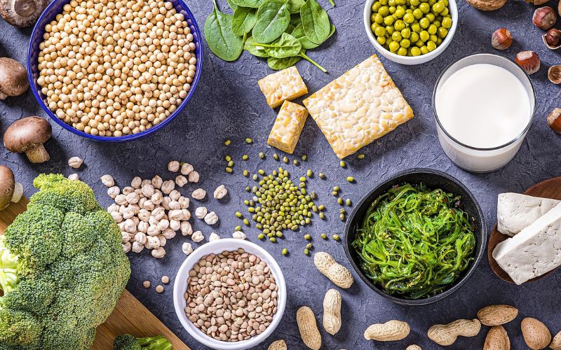 Ăn nhiều protein thực vật và chất xơ vào bữa tối giúp tim mạch, dạ dày khỏe hơn