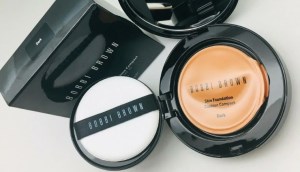 Review chi tiết Bobbi Brown cushion có đáng để bạn đầu tư không?