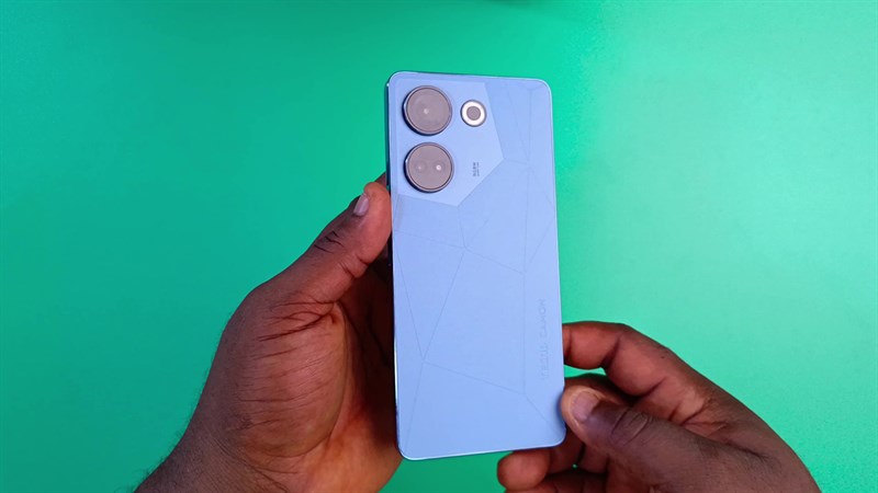 Tecno Camon 30 sẽ sở hữu một viên pin dung lượng lớn, lên đến 6.000 mAh.