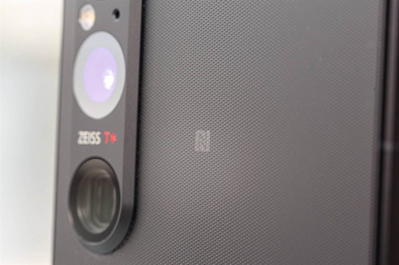 Đánh giá Sony Xperia 1 V: Hiệu năng mạnh mẽ ấn tượng, công nghệ camera mới cho chất lượng ảnh tốt