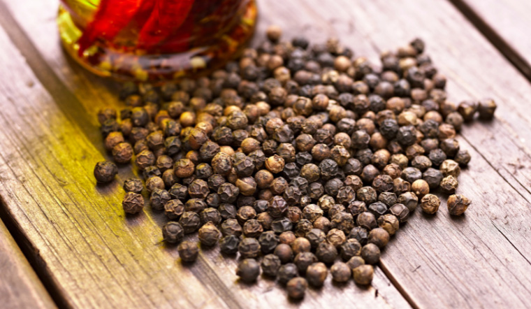 Giá tiêu hôm nay 19/5/2023: Tiếp tục giảm 500 đồng/kg tại các địa phương