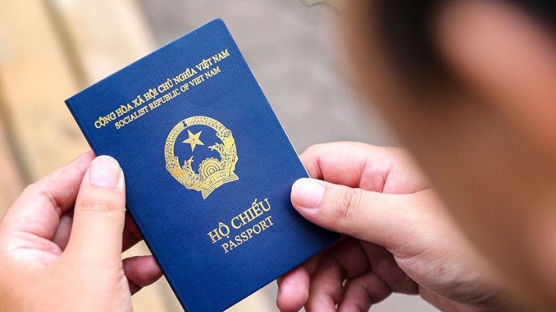 What is a service passport? Who is issued a service passport?