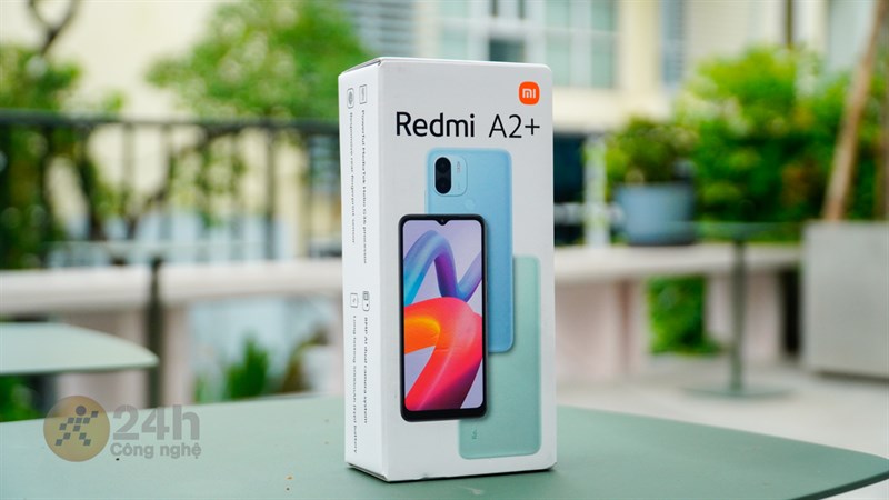 Hộp đựng Redmi A2+ được thiết kế quen thuộc Hộp đựng Redmi A2+ được thiết kế quen thuộc