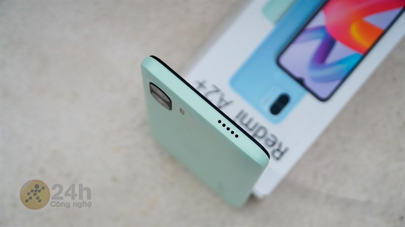 Cạnh trên là nơi đặt dải loa Cạnh trên là nơi đặt dải loa