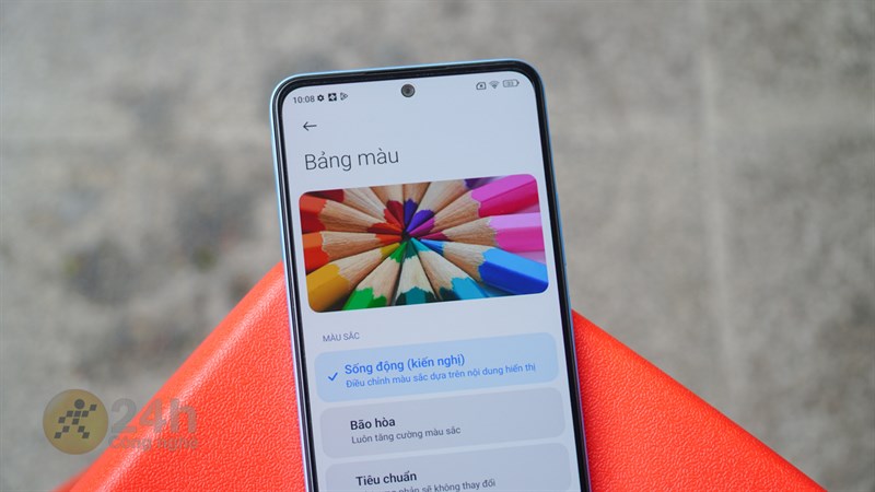 Khả năng hiển thị của Redmi Note 12 quả thực cực đáng chú ý