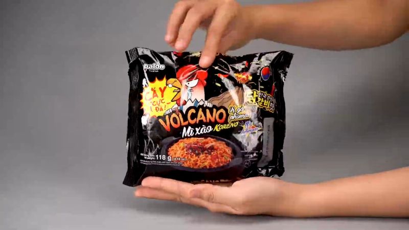 Mì xào Koreno Volcano gà phô mai