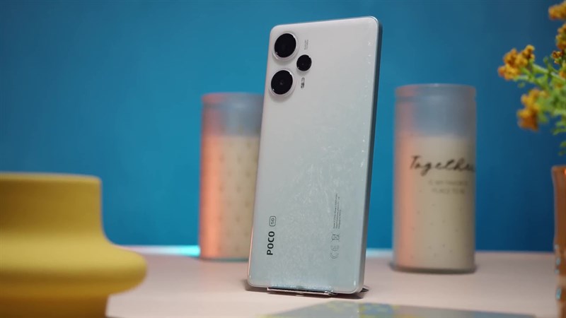 POCO F5 cũng được trang bị camera góc siêu rộng có độ phân giải 8 MP.