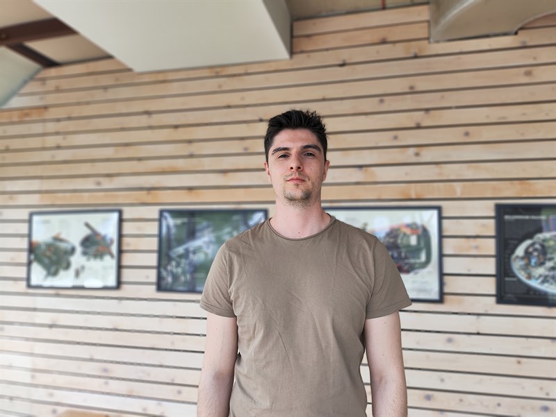 Dưới ánh sáng phù hợp, chế độ chụp chân dung tạo ra những bức ảnh sắc nét.