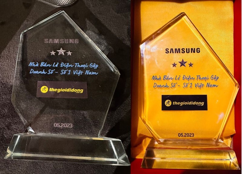 Cận cảnh kỉ niệm chương mà Samsung đã trao tặng cho Thế Giới Di Động Cận cảnh kỉ niệm chương mà Samsung đã trao tặng cho Thế Giới Di Động