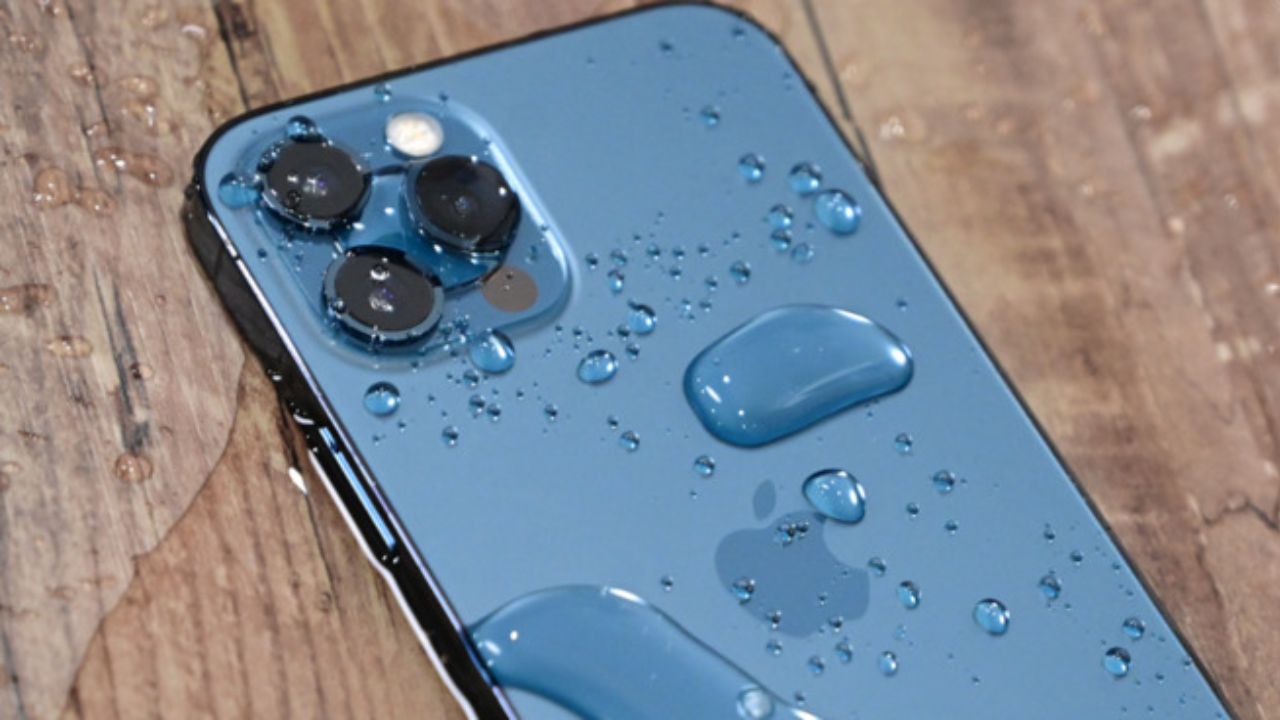 iPhone 13 có chống nước không?-1