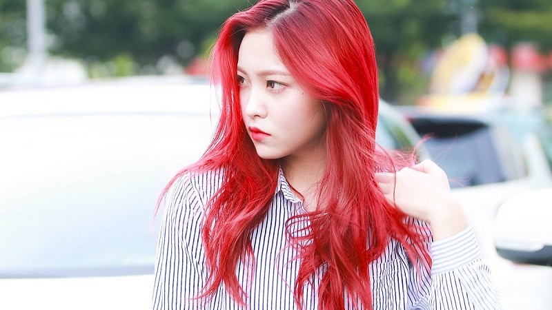 What is strawberry red hair? Summary of the top beautiful and stylish strawberry red hair models today