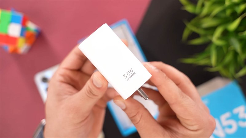 Trên tay realme Narzo N53