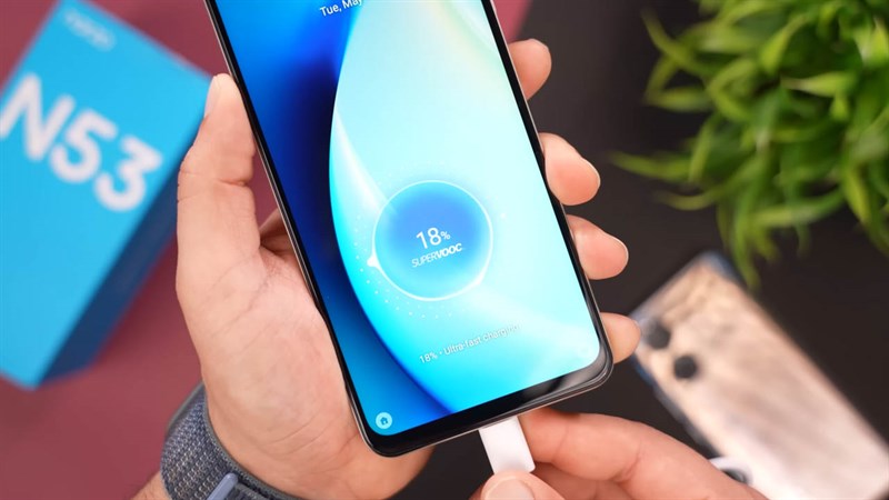 Trên tay realme Narzo N53