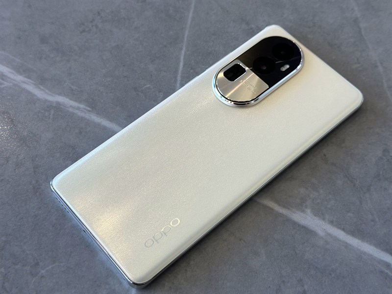 OPPO Reno12 Pro+ sẽ có mức giá khởi điểm là 912 USD (khoảng 21.4 triệu đồng)