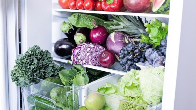 Vì sao rau để lâu trong tủ lạnh lại bị nát? Cách khắc phục ra sao?