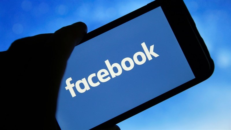 Bị phạt tiền vì lập Facebook đăng ảnh người yêu cũ