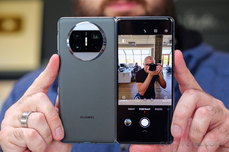 Huawei Mate X3 có hệ thống camera chất lượng