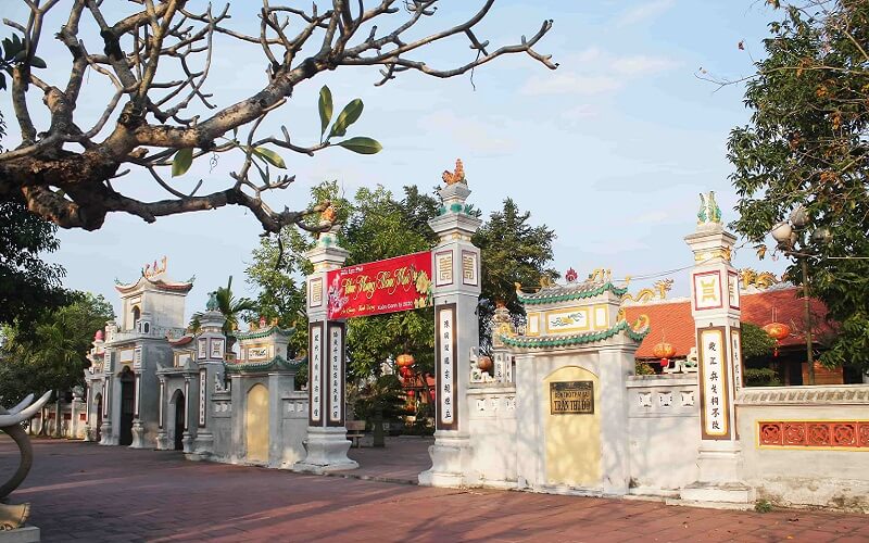 The temple worships Grand Master Tran Thu Do