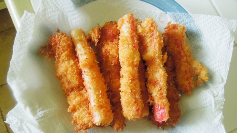 How to make crispy fried crab stick, hard to resist