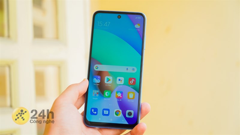 Redmi 12 lộ diện thiết kế với màn hình đục lỗ trên trang web chính thức Redmi 12 lộ diện thiết kế với màn hình đục lỗ trên trang web chính thức