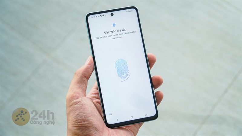 Mình nhận thấy vân tay của Vivo Y36 cho tốc độ nhận diện tương đối nhanh và chính xác. Mình nhận thấy vân tay của Vivo Y36 cho tốc độ nhận diện tương đối nhanh và chính xác.