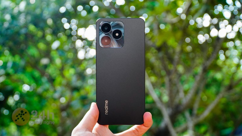 Tuy là học tập, nhưng realme C53 vẫn giữ lại chất riêng của hãng Tuy là học tập, nhưng realme C53 vẫn giữ lại chất riêng của hãng