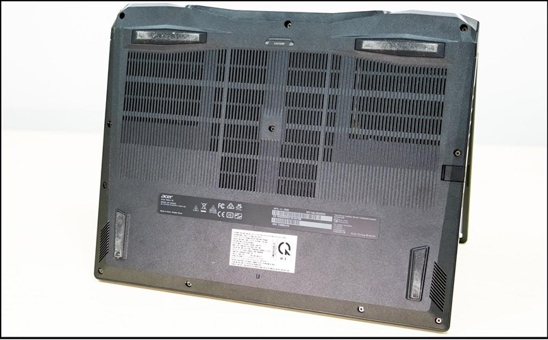 Acer Nitro 16 Phoenix: Sẽ là laptop gaming “quốc dân” với card đồ hoạ GTX 4050 mạnh mẽ