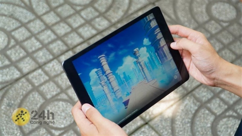 Tiện ích của tablet hay đa dạng ứng dụng ở smartphone?