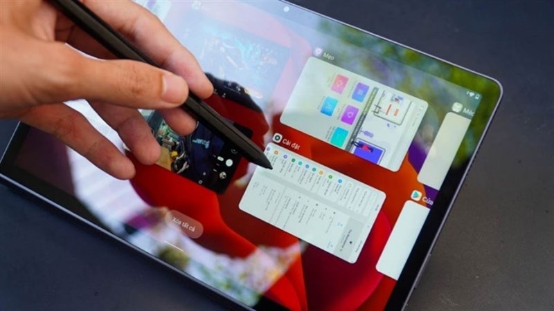 Kích thước hay sự linh hoạt - Nên chọn smartphone hay tablet cho trẻ?