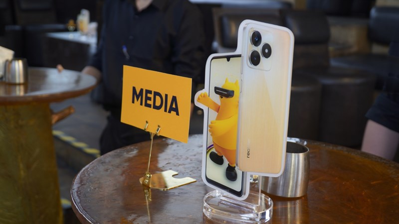 Toàn cảnh sự kiện ra mắt realme C53: Nhộn nhịp với hàng loạt phần quà hấp dẫn Toàn cảnh sự kiện ra mắt realme C53: Nhộn nhịp với hàng loạt phần quà hấp dẫn