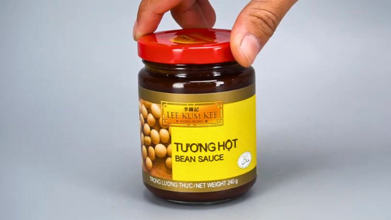 Tương hột Lee Kum Kee
