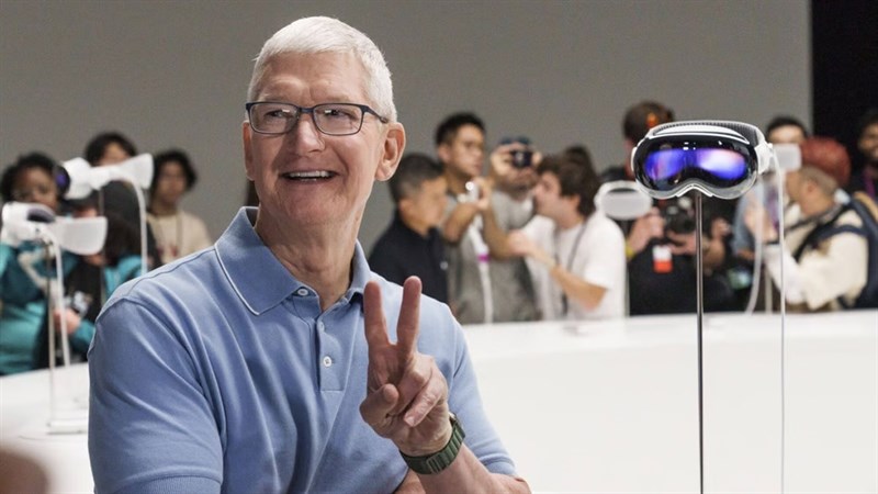 Tim Cook nói gì về mức giá của Vision Pro?