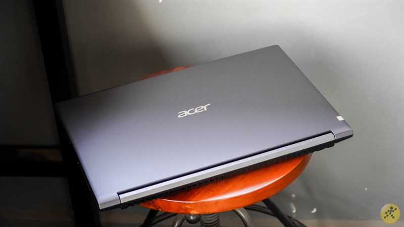 Acer Aspire 7 Gaming (NH.QHDSV.002): Laptop cấu hình mạnh, giá rẻ