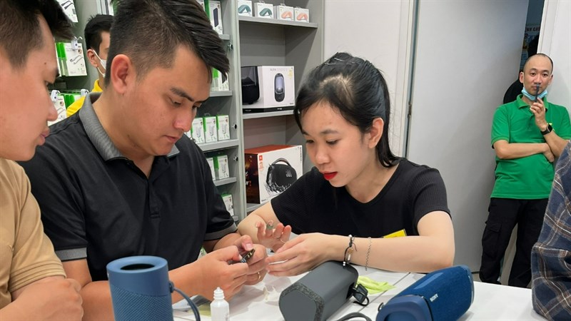 Toàn cảnh sự kiện giá tốt QUÁ tại TopZone