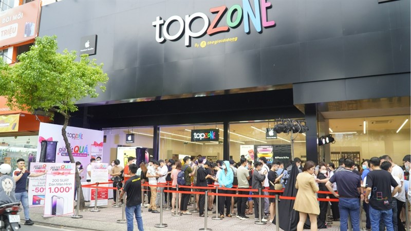 Toàn cảnh sự kiện giá tốt QUÁ tại TopZone