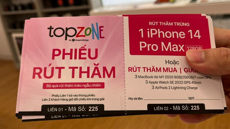 Toàn cảnh sự kiện giá tốt QUÁ tại TopZone