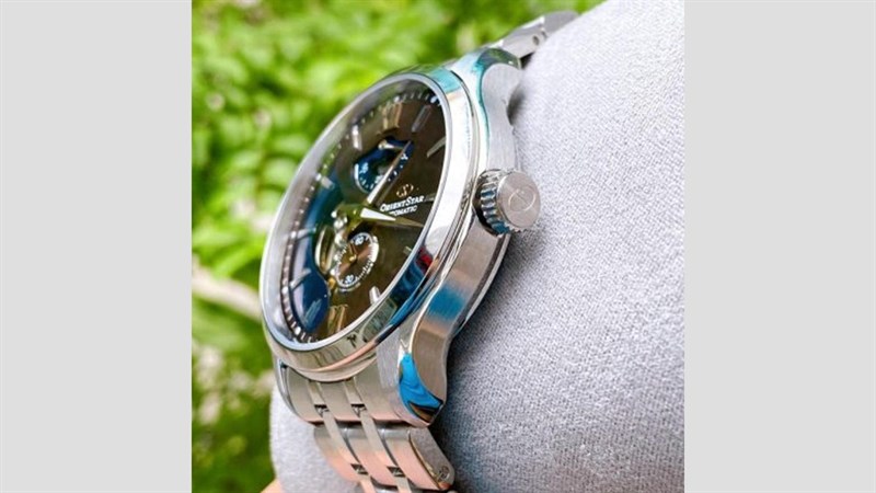 ORIENT Star RE-AV0B02Y00B không chỉ là một chiếc đồng hồ và còn là một món đồ trang sức cho bạn ORIENT Star RE-AV0B02Y00B không chỉ là một chiếc đồng hồ và còn là một món đồ trang sức cho bạn