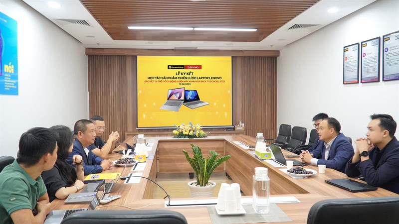 Thế Giới Di Động hợp tác Lenovo