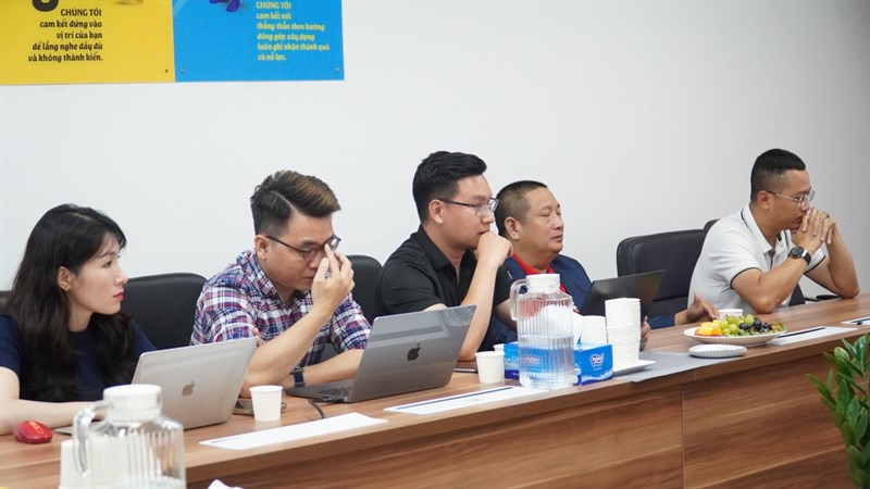 Đại diện MWG Đại diện MWG