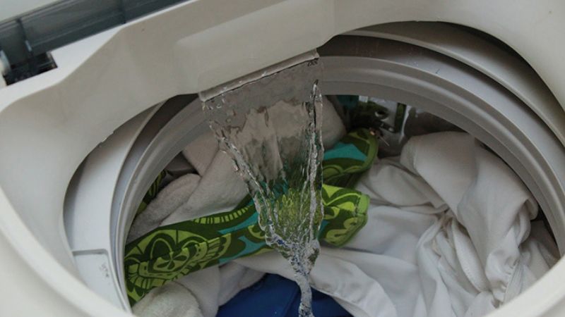 Ưu tiên sử dụng nước mát khi giặt