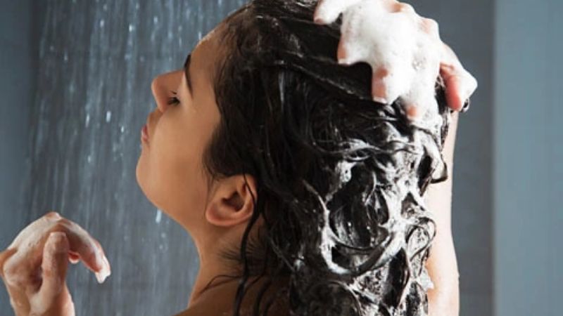 Considerations when washing your hair at night