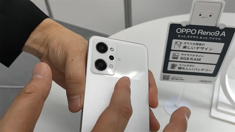 Cụm camera là điểm nổi bật nhất trên thiết kế của OPPO Reno9 A