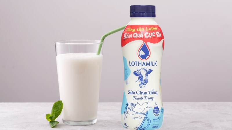 Sữa chua uống thanh trùng có đường Lothamilk chai 490ml