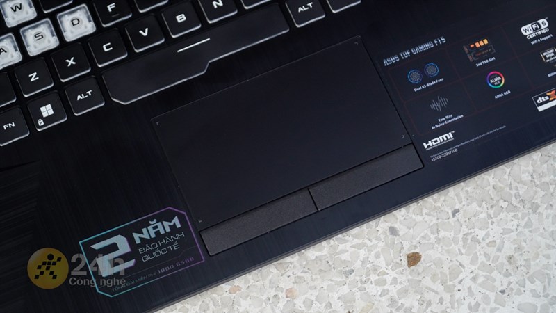 Phần touchpad ASUS TUF Gaming F15 FX506HF có kích thước rộng rãi và hoạt động mượt mà Phần touchpad ASUS TUF Gaming F15 FX506HF có kích thước rộng rãi và hoạt động mượt mà
