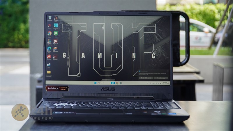 ASUS TUF Gaming F15 FX506HF sở hữu màn hình kích thước lớn cùng khả năng hiển thị tốt ASUS TUF Gaming F15 FX506HF sở hữu màn hình kích thước lớn cùng khả năng hiển thị tốt