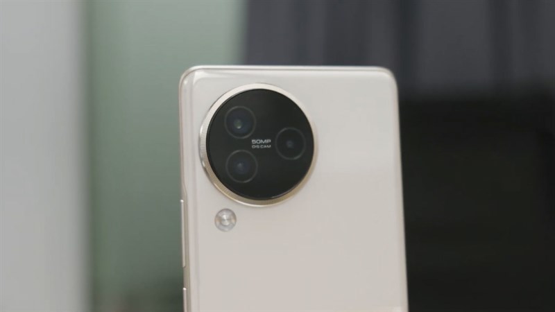 Xiaomi CIVI 3 sở hữu cụm camera tròn khá lớn ở mặt lưng