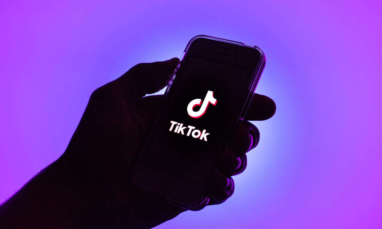 Cách bật chế độ tự động cuộn video trên TikTok