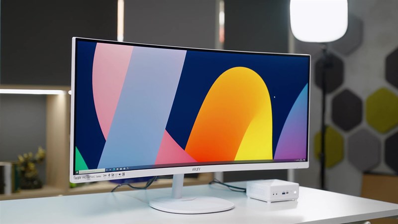 MSI Pro MP341CQW là một mẫu màn hình tầm trung có thiết kế đẹp mắt, thanh lịch.