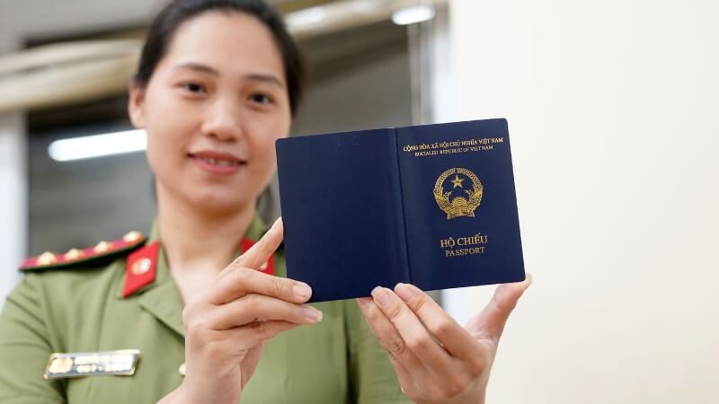 Hướng dẫn chi tiết thủ tục làm hộ chiếu cho trẻ em