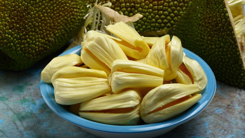 Giá mít giảm, vựa nhỏ tạm ngưng thu mua